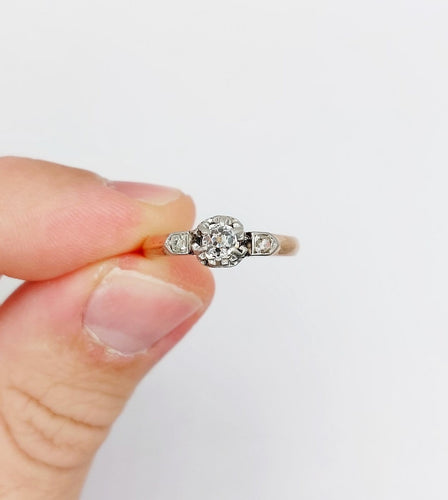 Bague 57 Bague solitaire ancienne en or rose 18k et platine, diamant taille ancienne 0,20 ct 58 Facettes A08135