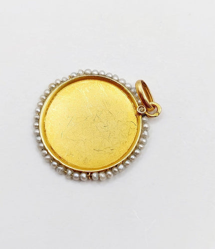 Pendentif Médaille religieuse en or 18k, Vierge Marie et perles, vers 1900, signée Émile Dropsy 58 Facettes A08136