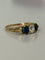 Bague 52 Bague en or jaune 18k, diamant coussin taille ancienne et saphirs 58 Facettes LOT 7895
