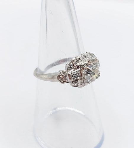 Bague 53 Bague tank Art déco en platine, diamant taille ancienne de 1,20 ct (vers 1930) 58 Facettes A08051