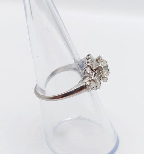 Bague 53 Bague tank Art déco en platine, diamant taille ancienne de 1,20 ct (vers 1930) 58 Facettes A08051