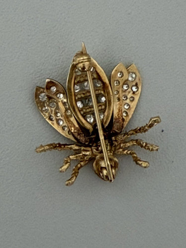 Broche Broche abeille en or jaune 18k, diamants et rubis 58 Facettes LOT 7886