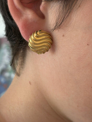 Boucles d'oreilles Boucles d’oreilles clip en or jaune 18k, motif filigrané, années 1960 58 Facettes LOT 7859