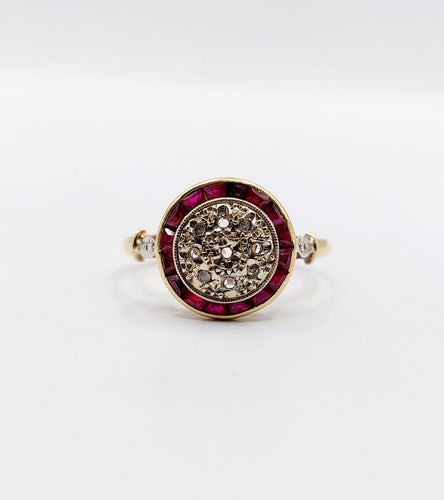Bague 52 Bague cible Art déco en or 18k, diamant taille rose et rubis synthétiques calibrés 58 Facettes A07847