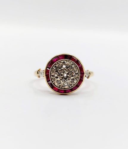 Bague 52 Bague cible Art déco en or 18k, diamant taille rose et rubis synthétiques calibrés 58 Facettes A07847
