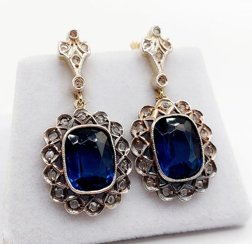 Boucles d'oreilles Dormeuses marguerite anciennes - Boucles d’oreilles en or 18k et argent 58 Facettes A07940