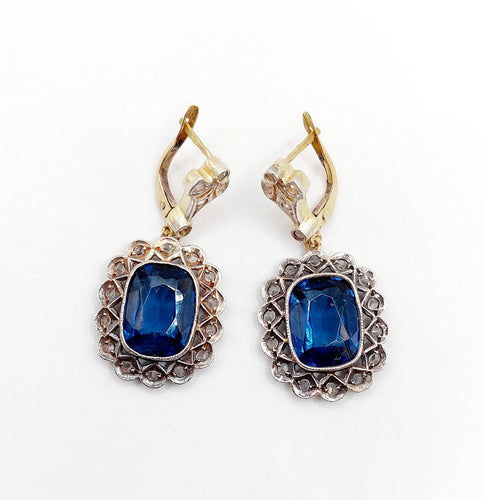 Boucles d'oreilles Dormeuses marguerite anciennes - Boucles d’oreilles en or 18k et argent 58 Facettes A07940