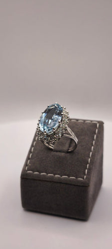 Bague 52 Bague en or blanc 18 carats, aigue-marine ovale et diamants 58 Facettes Valuor Modèle-018