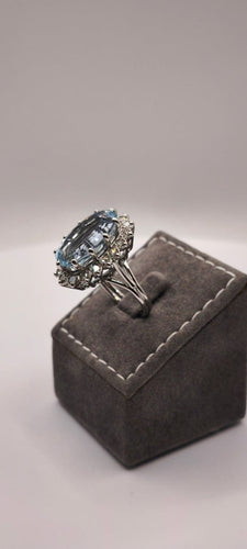 Bague 52 Bague en or blanc 18 carats, aigue-marine ovale et diamants 58 Facettes Valuor Modèle-018