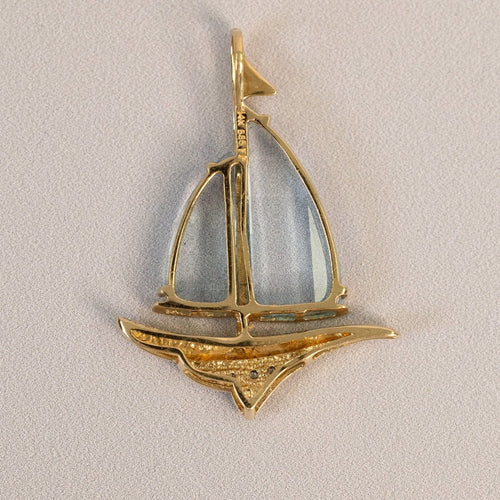Pendentif voilier vintage en aigue-marine et or jaune 14k 58 Facettes
