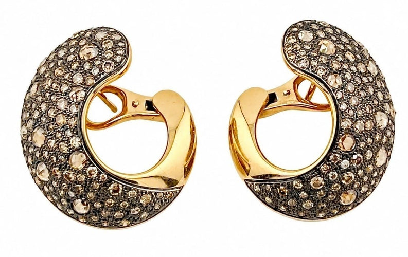 Boucles d'oreilles Pomellato - Boucles d’oreilles Tango en or rose 18 carats, diamants ronds et rosette brune 58 Facettes 842126_M