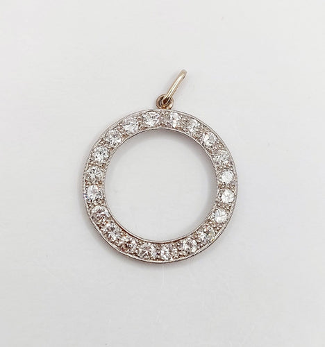 Pendentif cible Art déco en or 18k et platine, diamants, vers 1940 58 Facettes A07987