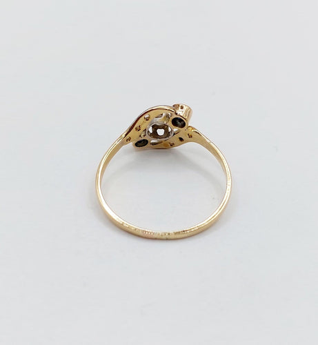 Bague ancienne en or 18k, diamants taille rose et pâtes de verre bleues 58 Facettes A07990