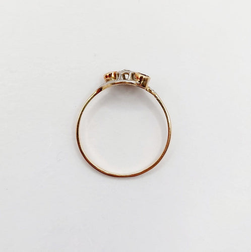 Bague ancienne en or 18k, diamants taille rose et pâtes de verre bleues 58 Facettes A07990