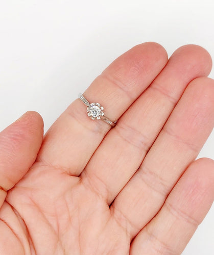 Bague solitaire Art déco en or blanc 18k et platine, diamant taille ancienne 58 Facettes A08006