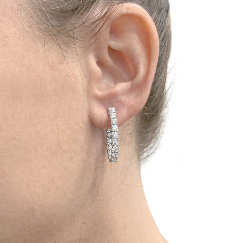 Boucles d’oreilles créoles en or blanc 750/000 et diamants taille brillant 58 Facettes 36118
