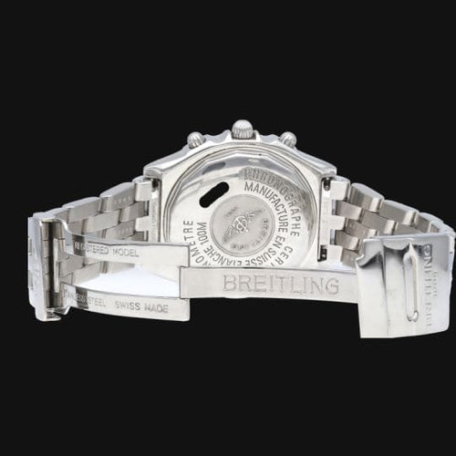 Breitling - Montre Chronomat Blackbird chronographe 58 Facettes MT46138