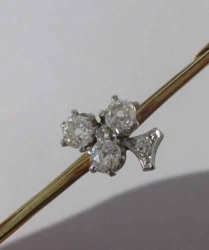Broche Broche barrette trèfle, or jaune 18 carats, platine et diamants 0,49 ct 58 Facettes Broche