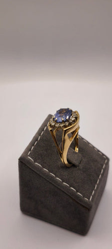 Bague 51 Bague en or rose 18 carats sertie d’un Ceylan ovale en marguerite 58 Facettes 1CA602/2