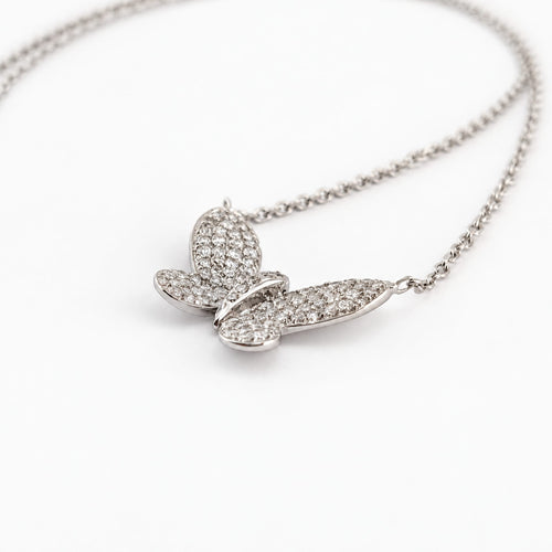 Collier Collier papillon en or blanc 18 carats pavé de diamants 58 Facettes 37903