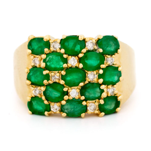 Bague 59.5 Bague pavée en or jaune 18k avec émeraudes et diamants 58 Facettes C3A0873746D6496299E553C4B70E4B58