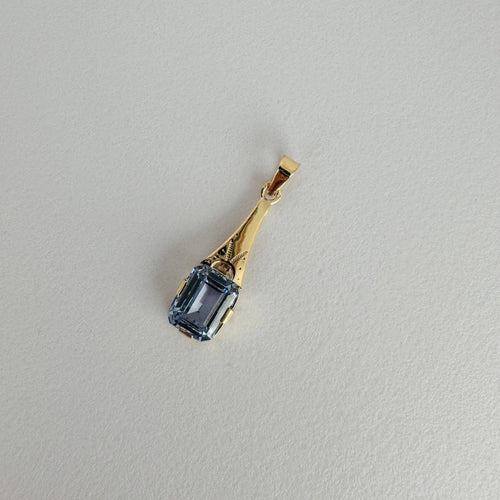 Pendentif Pendentif vintage en or jaune 14k avec aigue-marine 58 Facettes 2606048