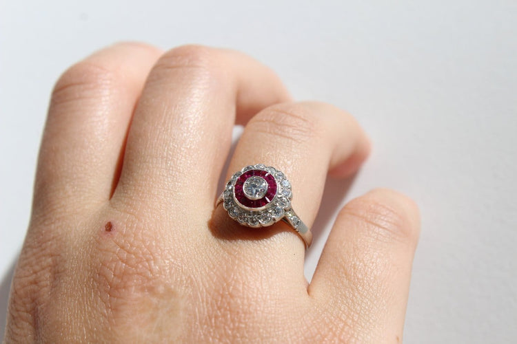 Bague 58 Bague de style Art déco en platine, diamants et rubis 58 Facettes ANILLO 27