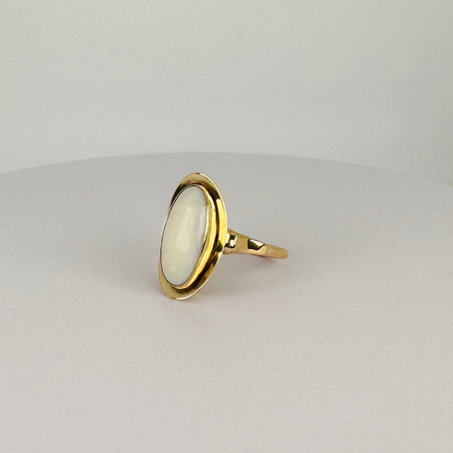 Bague 53 Bague en or jaune 14 carats et opale blanche 58 Facettes 2611001