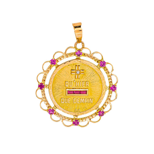 Augis - Pendentif Médaille d'amour en or jaune 750, rubis synthétiques et diamant 58 Facettes 5828221CN