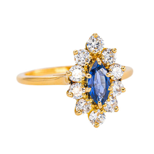 Bague marquise en or jaune 750 (18 carats), saphir et diamants 58 Facettes 5994000CN