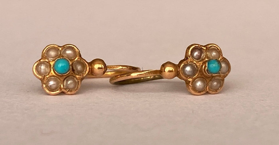 Boucles d'oreilles Boucles d’oreilles dormeuses anciennes en or jaune 18k, turquoise, perles et boîte d’origine 58 Facettes earrings
