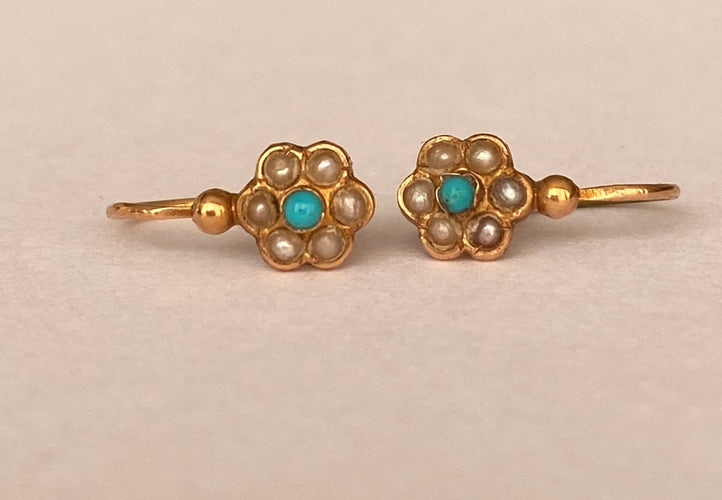 Boucles d'oreilles Boucles d’oreilles dormeuses anciennes en or jaune 18k, turquoise, perles et boîte d’origine 58 Facettes earrings