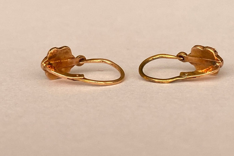 Boucles d'oreilles Boucles d’oreilles dormeuses anciennes en or jaune 18k, turquoise, perles et boîte d’origine 58 Facettes earrings