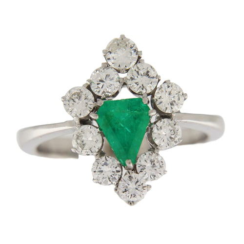 Bague Anello en or blanc avec saphir 0,75 ct et entourage de diamants 58 Facettes G3766
