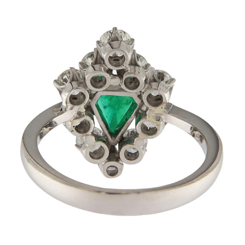 Bague Anello en or blanc avec saphir 0,75 ct et entourage de diamants 58 Facettes G3766