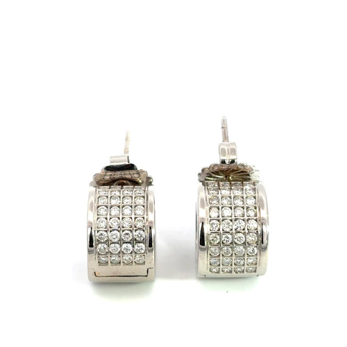 Boucles d'oreilles Boucles d’oreilles en or blanc 14 carats et diamants 58 Facettes UN0036