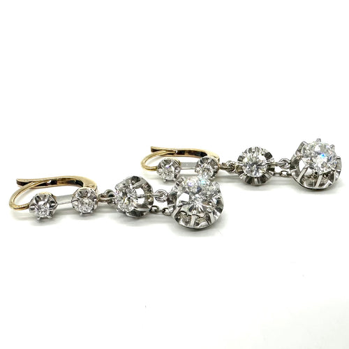 Boucles d'oreilles Boucles d'oreilles dormeuses en or jaune 750 et platine, diamants 58 Facettes Z15B51577