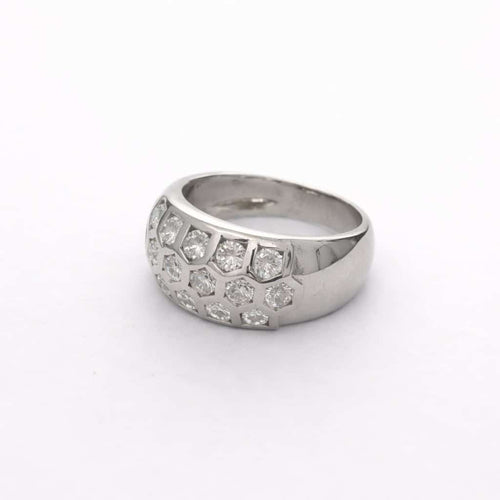 Bague 51 Bague motif nid d’abeille en or blanc et diamants 58 Facettes 16705