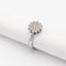 Bague 55 Bague marguerite en or blanc et diamants 58 Facettes 15996