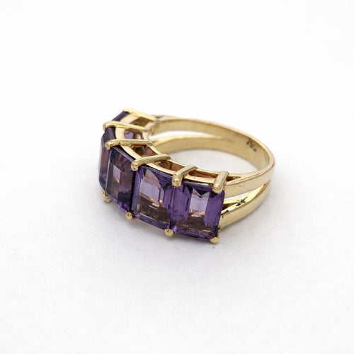 Bague 53 Bague en or jaune 18 carats et améthystes 58 Facettes 5575
