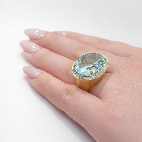 Bague 55 Bague cocktail en or jaune avec topaze et diamants 58 Facettes 25024