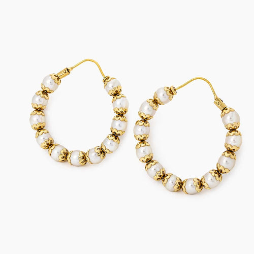 Boucles d'oreilles Boucles d'oreilles créoles en or jaune 18 carats et perles 58 Facettes 27556