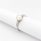 Bague 53 Bague en or blanc avec perle et diamants 58 Facettes 29582