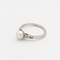 Bague 53 Bague en or blanc avec perle et diamants 58 Facettes 29582