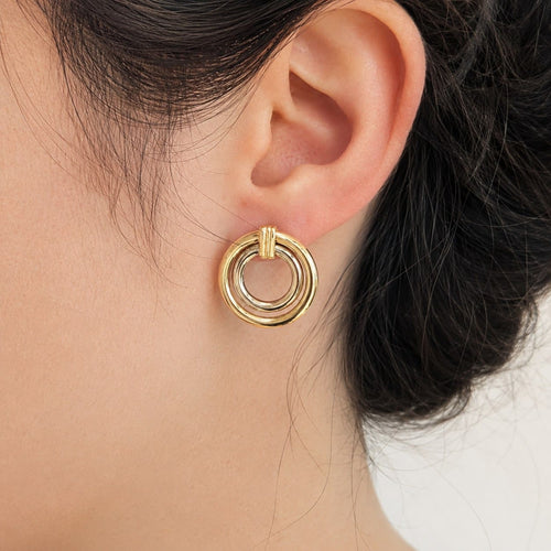Boucles d'oreilles Boucles d'oreilles en or jaune et or blanc 18 carats 58 Facettes 30588