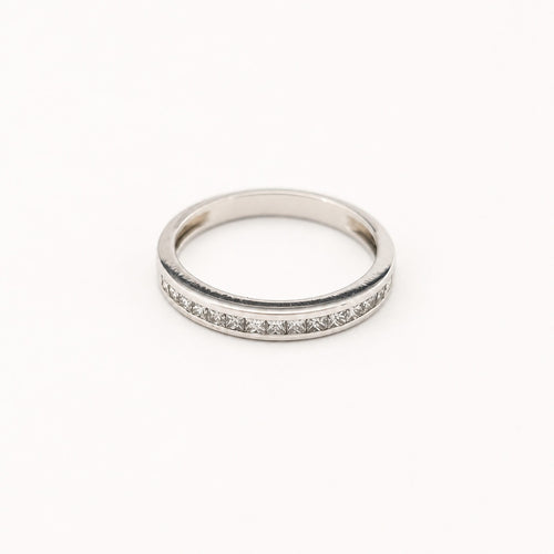 Bague 53 Demi-alliance - Bague en or blanc et diamants princesse 58 Facettes 31889