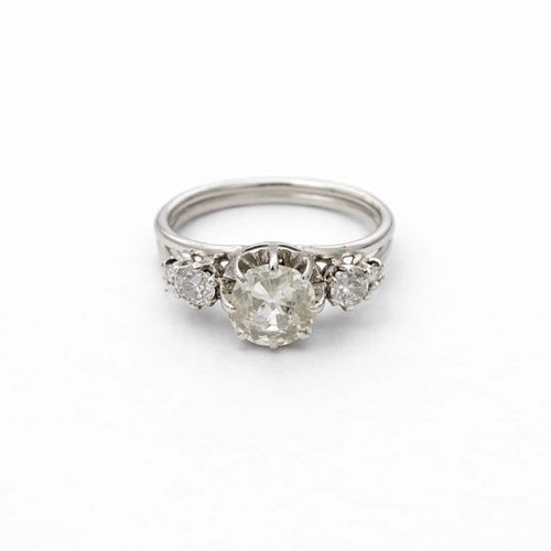Bague 54 Bague trilogie en or blanc et diamants taille ancienne 58 Facettes 31885