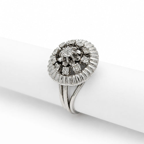 Bague 55 Bague marguerite en or blanc et diamants 58 Facettes 32932