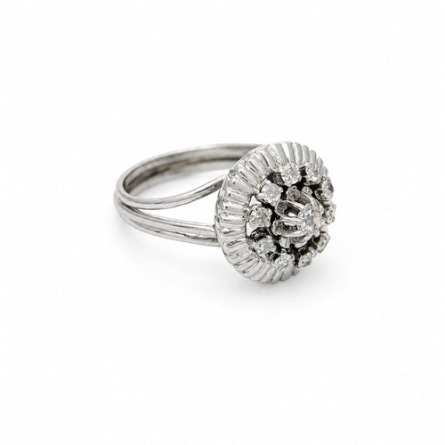 Bague 55 Bague marguerite en or blanc et diamants 58 Facettes 32932