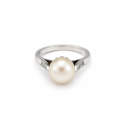 Bague 51 Bague en or blanc, perle de culture et diamants 58 Facettes 32599